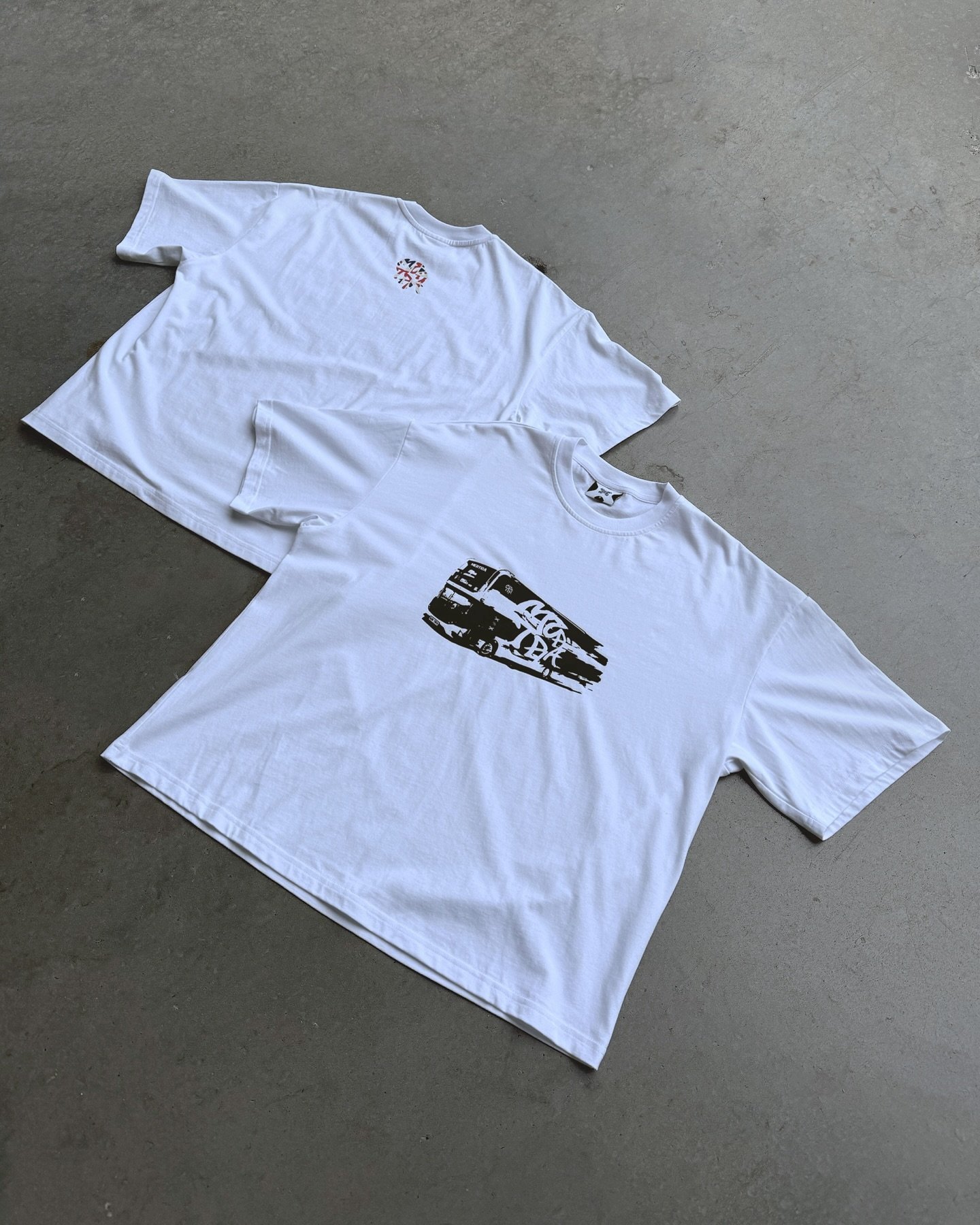 459067837_1935915390177666_7314667554313340828_n.jpg A Mertra White Tee - Image 1
