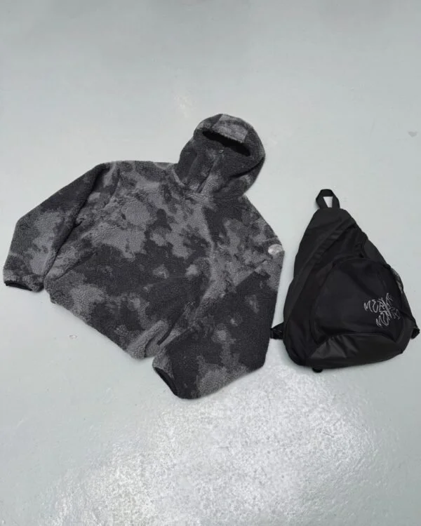 467014872_1708277216622588_80874433587617884_n-768x960-1-600x750-1-1-1 A Mertra Ninja Hoodie & Bags Set